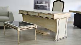 κλασικό διευθυντικό γραφείο Έλλη